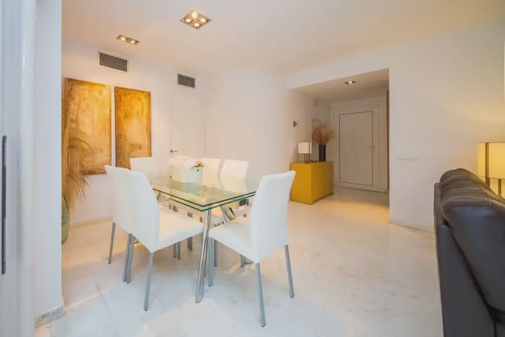 Flat for sale in Platja d'Aro with pool garage - € 665,000 (Ref: 9825811)
