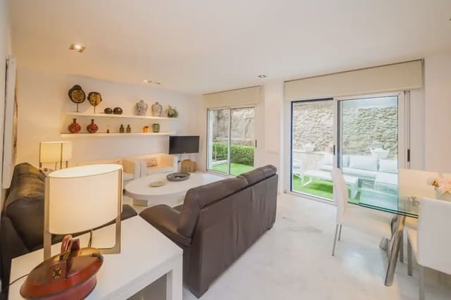 Flat te koop in Platja d'Aro, Castell-Platja d'Aro met zwembad garage - € 665.000 (Ref: 9825811)