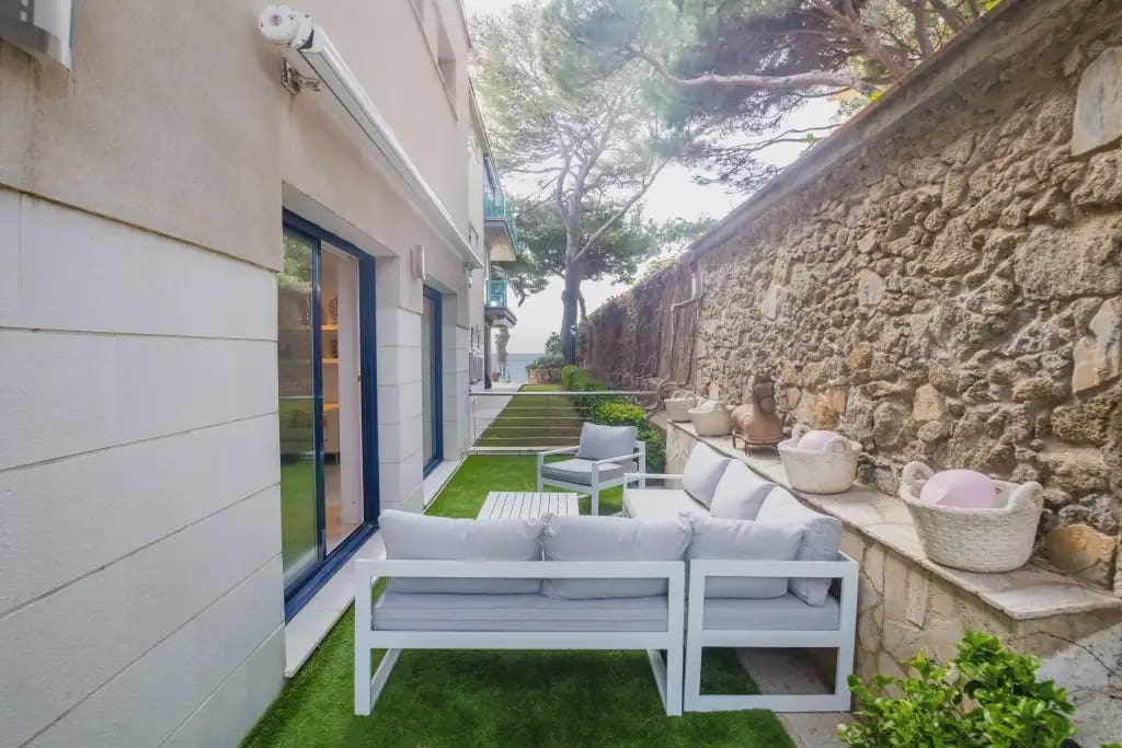Flat for sale in Platja d'Aro with pool garage - € 665,000 (Ref: 9825811)