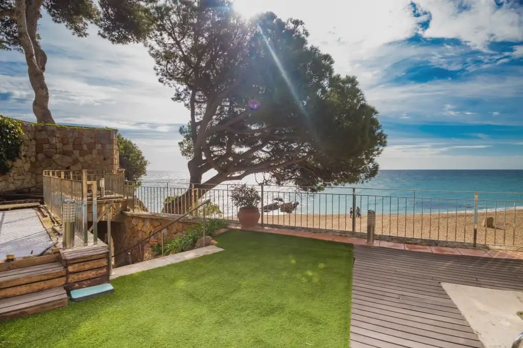 Flat for sale in Platja d'Aro with pool garage - € 665,000 (Ref: 9825811)