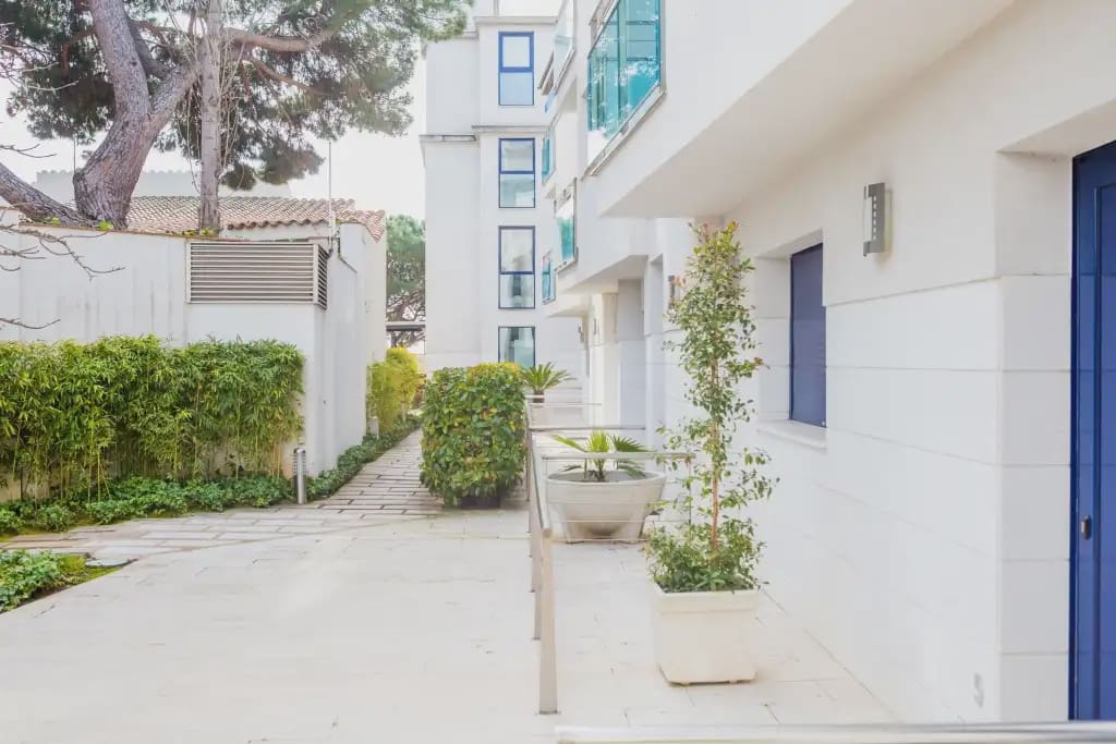 Flat for sale in Platja d'Aro with pool garage - € 665,000 (Ref: 9825811)