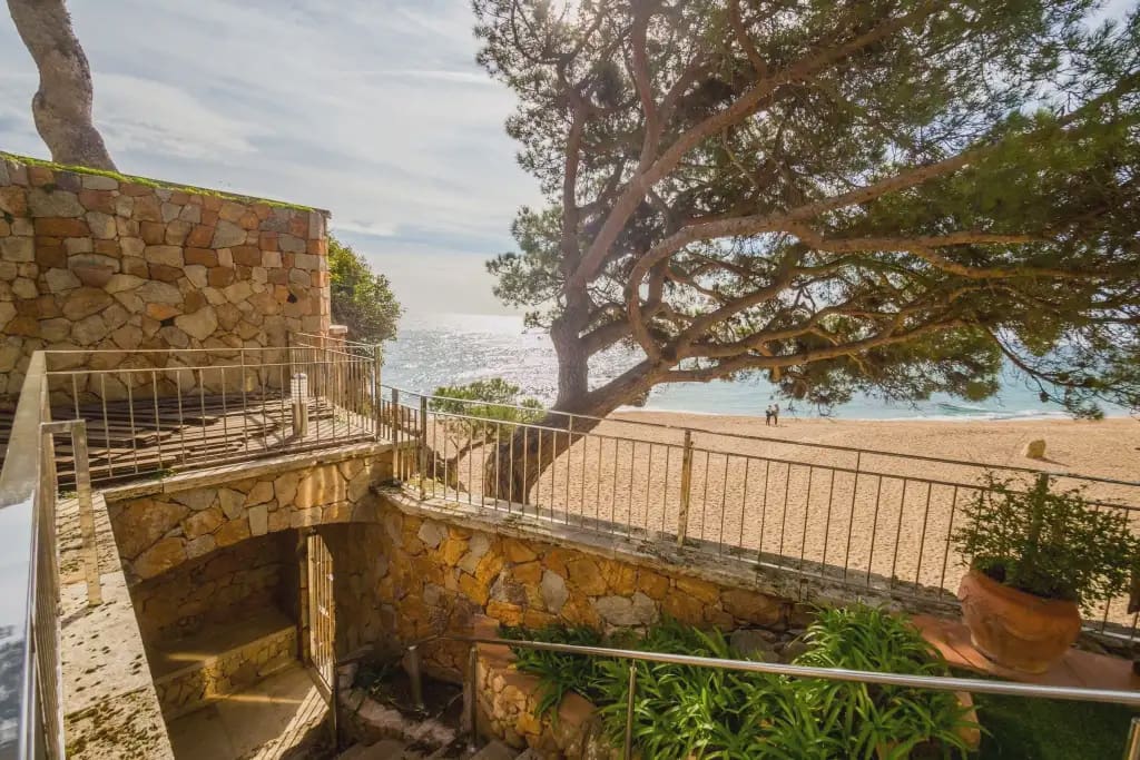 Flat for sale in Platja d'Aro with pool garage - € 665,000 (Ref: 9825811)