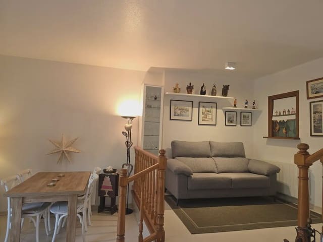 3 soverom Rekkehus til salgs i Platja d'Aro, Castell-Platja d'Aro med svømmebasseng garasje - € 490 000 (Ref: 9844471)