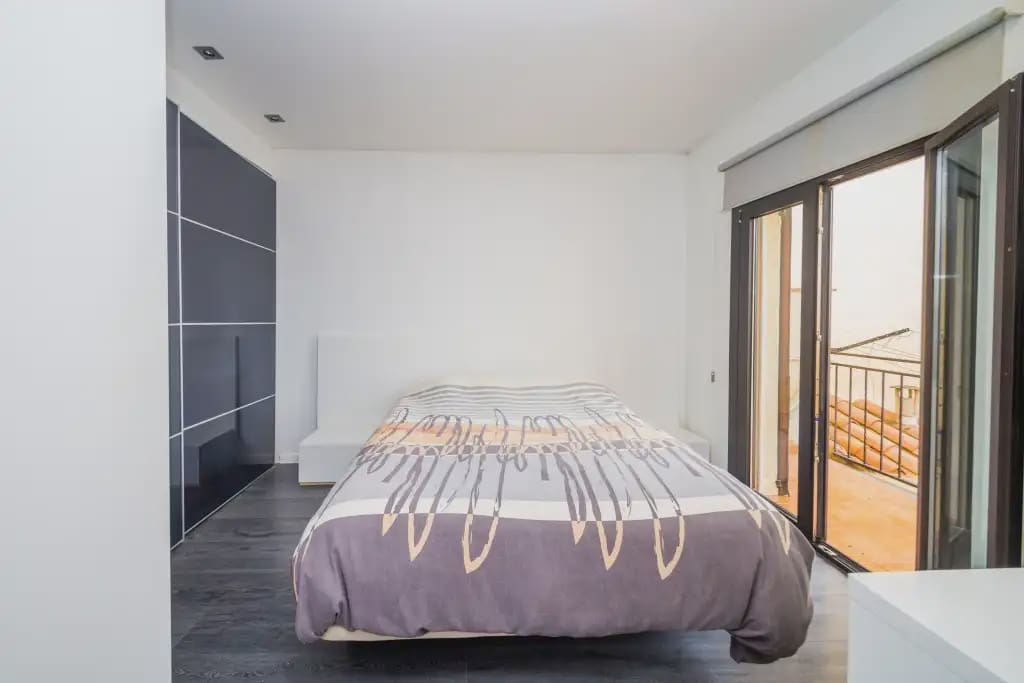 3 bedroom Apartment for sale in Calonge i Sant Antoni - € 275,000 (Ref: 9858913)