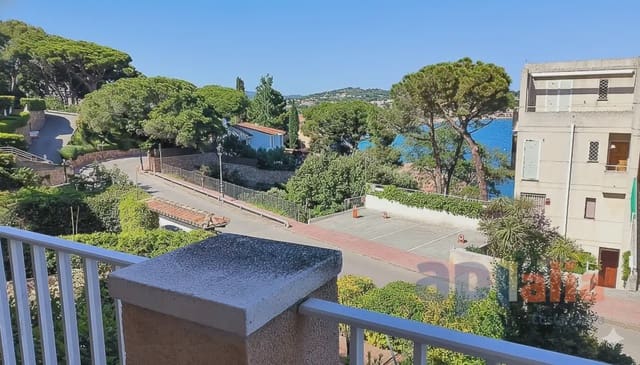 3 soveværelse Strandlejlighed til salg i S'Agaro, Castell-Platja d'Aro med garage - € 495.000 (Ref: 9873988)