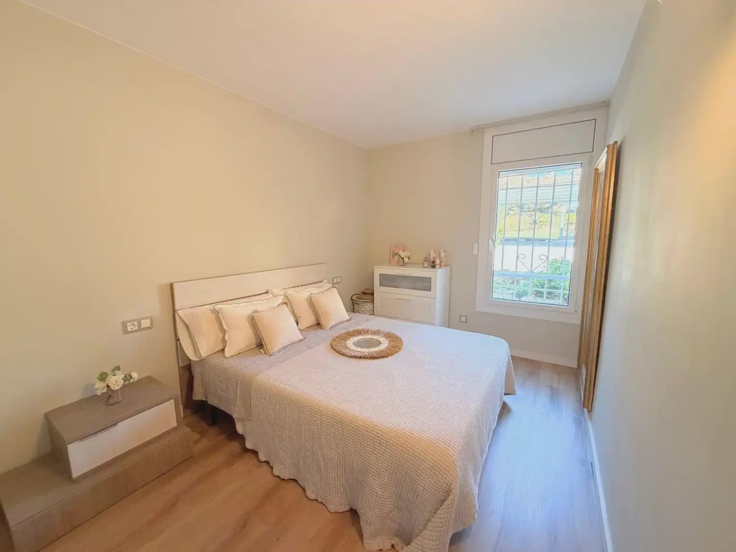 Apartamento de 2 habitaciones en Sant Feliu de Guíxols en venta con piscina - 425.000 € (Ref: 9876813)