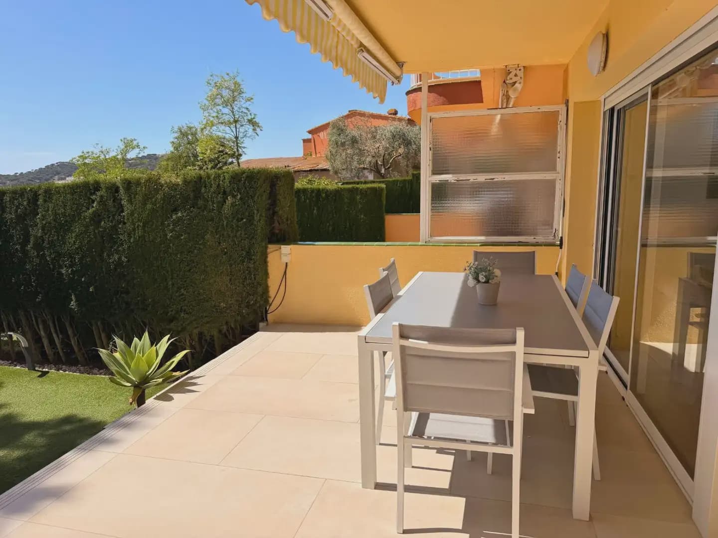 Apartamento de 2 habitaciones en Sant Feliu de Guíxols en venta con piscina - 425.000 € (Ref: 9876813)