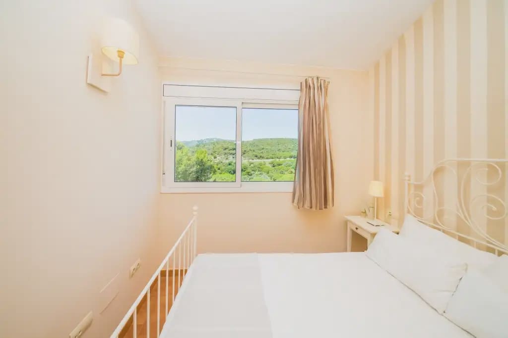 3 sypialnia Dom na sprzedaż w Castell d'Aro z basenem garażem - 360 000 € (Ref: 9904697)