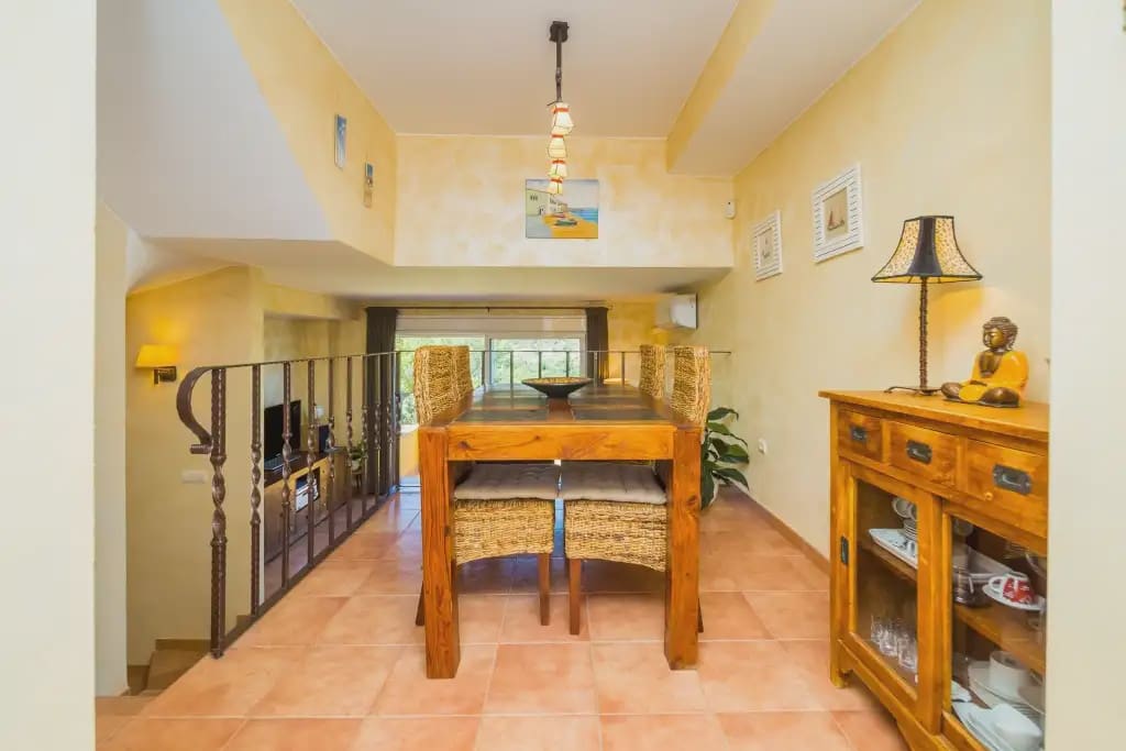 3 sypialnia Dom na sprzedaż w Castell d'Aro z basenem garażem - 360 000 € (Ref: 9904697)