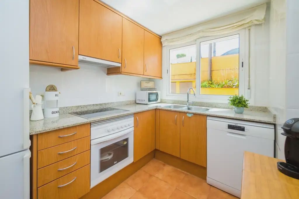 3 sypialnia Dom na sprzedaż w Castell d'Aro z basenem garażem - 360 000 € (Ref: 9904697)