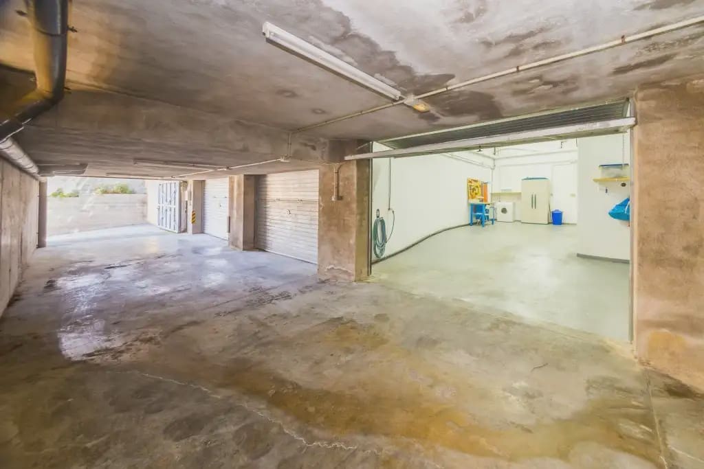 3 sypialnia Dom na sprzedaż w Castell d'Aro z basenem garażem - 360 000 € (Ref: 9904697)