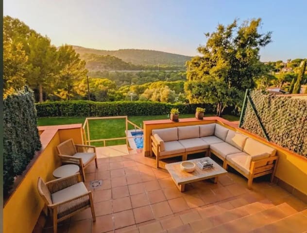 3 sypialnia Dom na sprzedaż w Castell d'Aro, Castell-Platja d'Aro z basenem garażem - 360 000 € (Ref: 9904697)