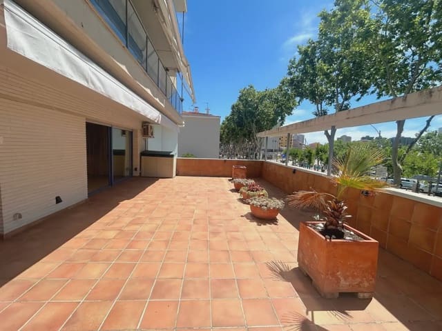 3 soverom Leilighet til salgs i Castell d'Aro, Castell-Platja d'Aro med svømmebasseng garasje - € 475 000 (Ref: 9914565)