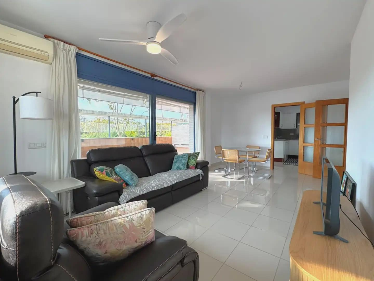 3 sypialnia Apartament na sprzedaż w Platja d'Aro z basenem garażem - 475 000 € (Ref: 9914565)