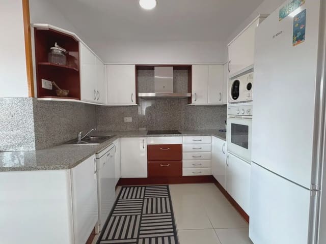 3 sypialnia Apartament na sprzedaż w Platja d'Aro, Castell-Platja d'Aro z basenem garażem - 475 000 € (Ref: 9914565)