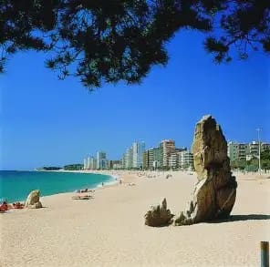 3 bedroom Flat for sale in Platja d'Aro - € 385,000 (Ref: 9928473)