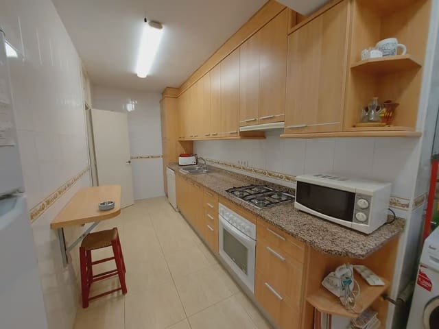 3 slaapkamer Flat te koop in Platja d'Aro, Castell-Platja d'Aro - € 375.000 (Ref: 9928473)