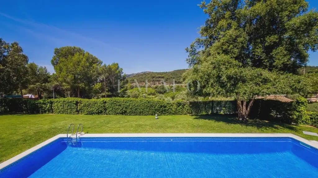 3 bedroom Townhouse for sale in Castell d'Aro with pool garage - € 335,000 (Ref: 9928474)
