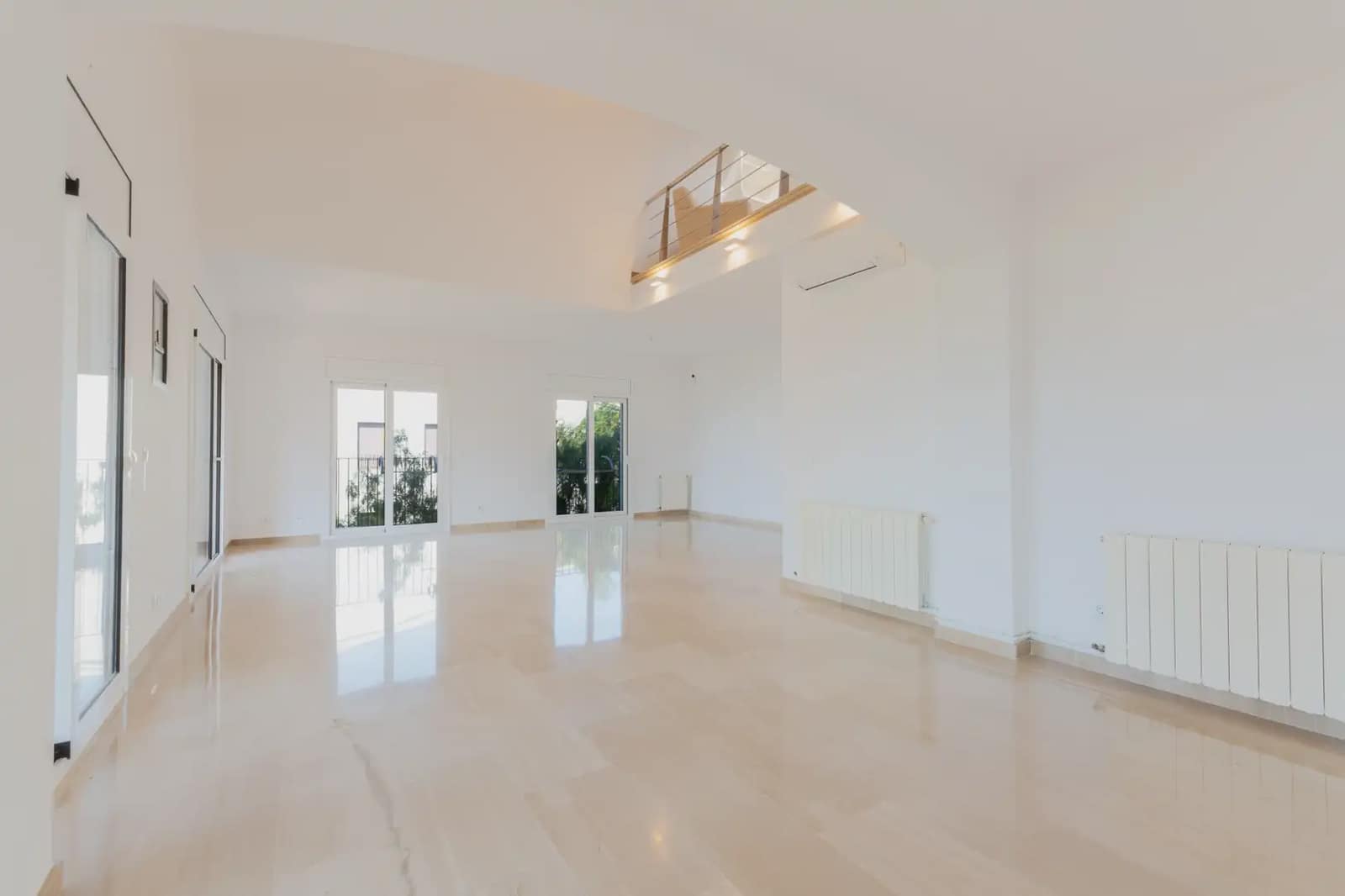 4 makuuhuone Kattohuoneisto myytävänä paikassa Calonge i Sant Antoni mukana 
autotalli - 760 000 € (Ref: 9943191)