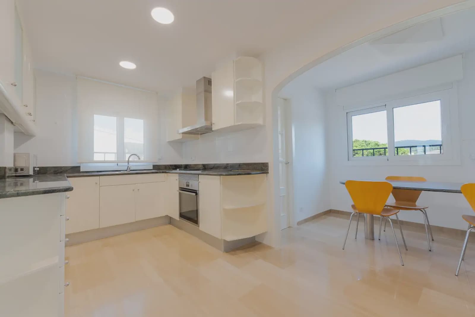 4 makuuhuone Kattohuoneisto myytävänä paikassa Calonge i Sant Antoni mukana 
autotalli - 760 000 € (Ref: 9943191)