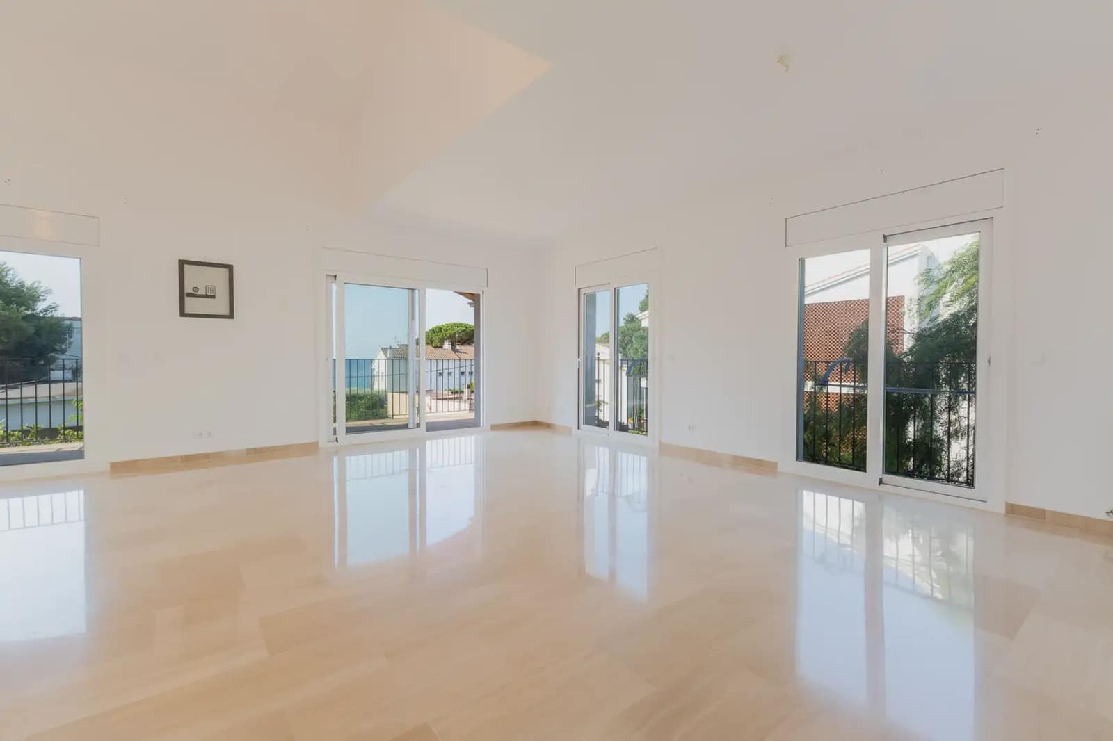 4 makuuhuone Kattohuoneisto myytävänä paikassa Calonge i Sant Antoni mukana 
autotalli - 760 000 € (Ref: 9943191)