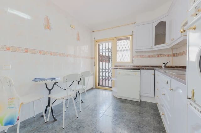 Apartamento de 3 habitaciones en Castell d'Aro, Castell-Platja d'Aro en venta con garaje - 340.000 € (Ref: 9943210)