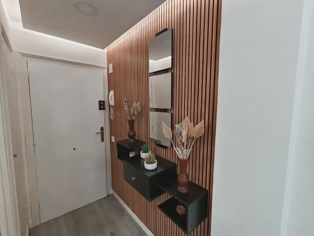 Studio à vendre à S'Agaro, Castell-Platja d'Aro - 218 000 € (Ref: 9943225)