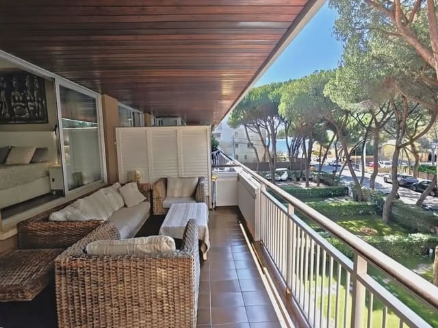 3 slaapkamer Strandappartement te koop in Platja d'Aro, Castell-Platja d'Aro - € 430.000 (Ref: 9948316)