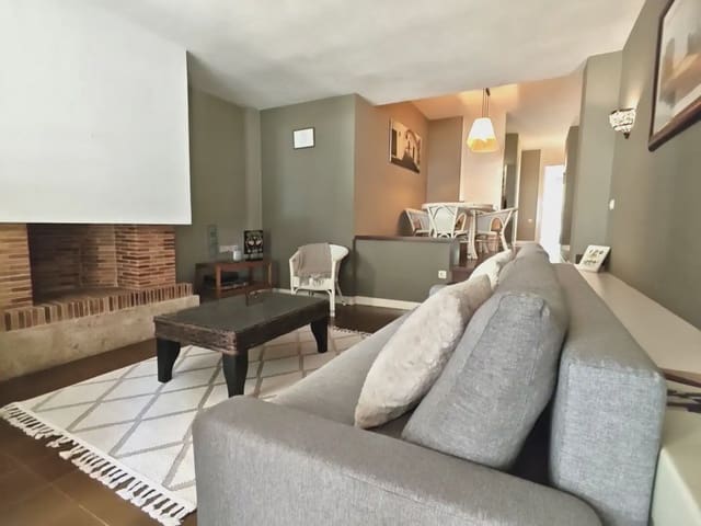 3 slaapkamer Strandappartement te koop in Platja d'Aro, Castell-Platja d'Aro - € 430.000 (Ref: 9948316)