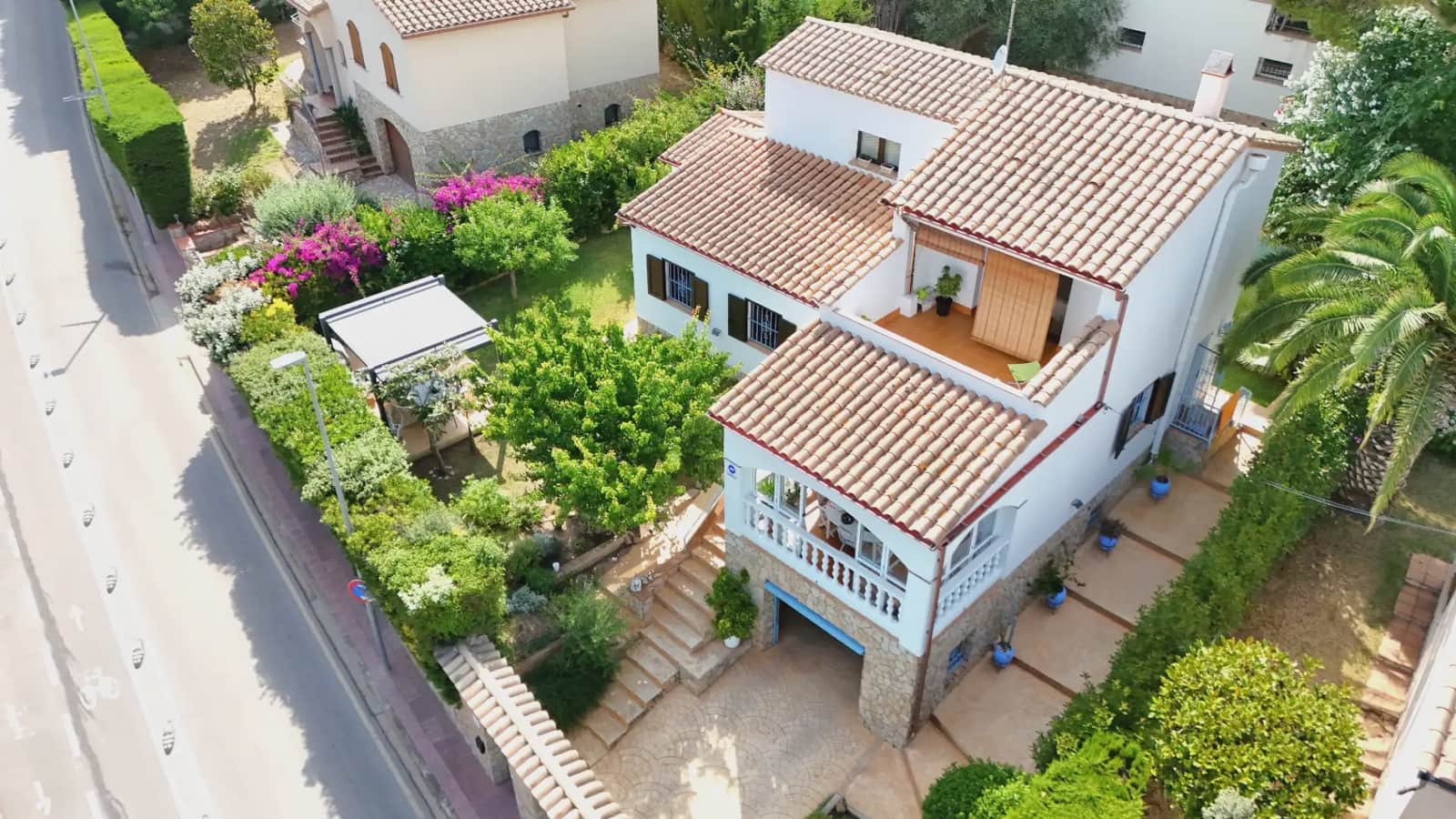5 bedroom Villa for sale in Calonge i Sant Antoni with garage - € 680,000 (Ref: 9953355)