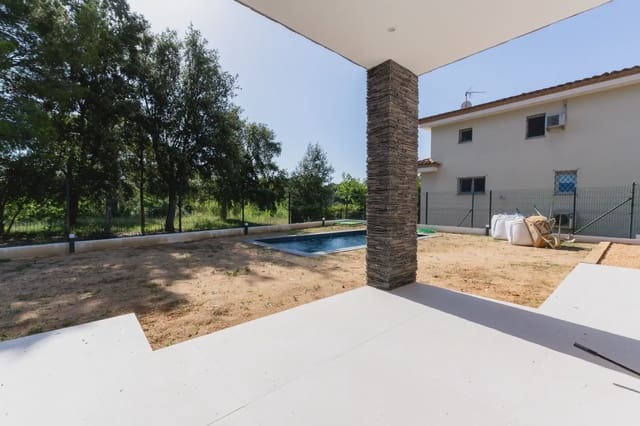 4 soverom Villa til salgs i Calonge i Sant Antoni med svømmebasseng garasje - € 830 000 (Ref: 9954576)