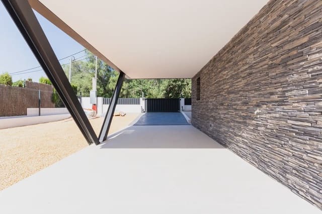 4 soverom Villa til salgs i Calonge i Sant Antoni med svømmebasseng garasje - € 830 000 (Ref: 9954576)