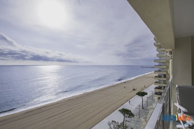 1 makuuhuone Ranta-asunto myytävänä paikassa Platja d'Aro, Castell-Platja d'Aro mukana 
autotalli - 250 000 € (Ref: 9964415)