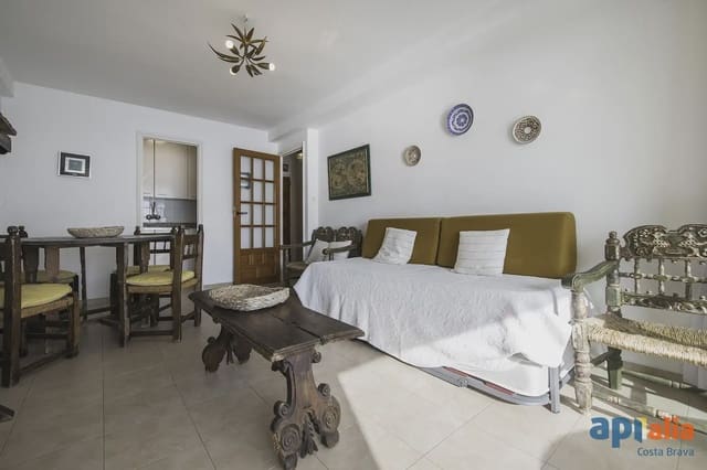 1 makuuhuone Ranta-asunto myytävänä paikassa Platja d'Aro, Castell-Platja d'Aro mukana 
autotalli - 250 000 € (Ref: 9964415)