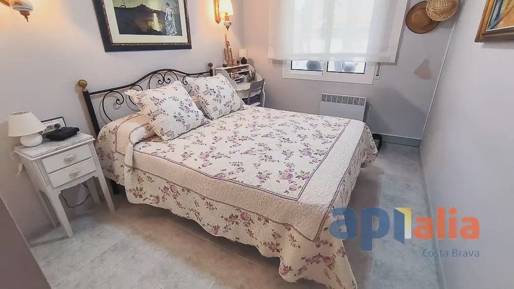 Apartamento de 2 habitaciones en Calonge i Sant Antoni en venta - 240.000 € (Ref: 9966948)