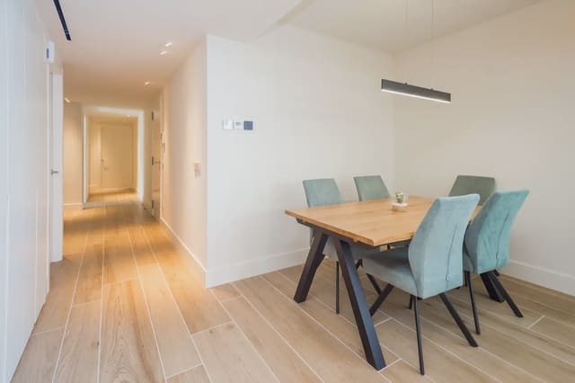 4 slaapkamer Strandappartement te koop in Platja d'Aro, Castell-Platja d'Aro met zwembad garage - € 1.380.000 (Ref: 9966949)
