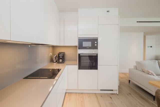 4 slaapkamer Strandappartement te koop in Platja d'Aro, Castell-Platja d'Aro met zwembad garage - € 1.380.000 (Ref: 9966949)