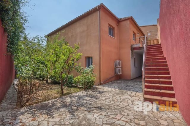 5 slaapkamer Villa te koop in Calonge i Sant Antoni met zwembad garage - € 930.000 (Ref: 9999145)