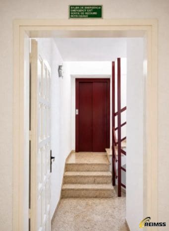 Apartamento para venda em Fenals, Lloret de Mar com piscina - 133 000 € (Ref: 10026642)