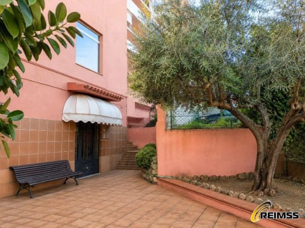 Apartamento para venda em Lloret de Mar com piscina - 133 000 € (Ref: 10026642)