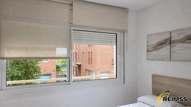 Apartamento para venda em Fenals, Lloret de Mar com piscina - 133 000 € (Ref: 10026642)