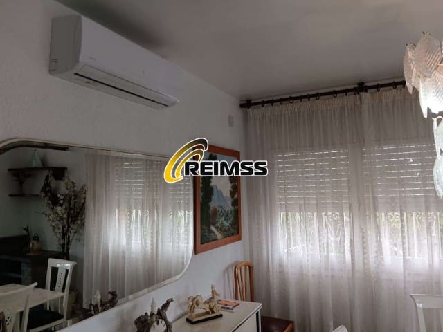 Chalet de 7 habitaciones en Lloret de Mar en venta con piscina garaje - 490.000 € (Ref: 10031317)
