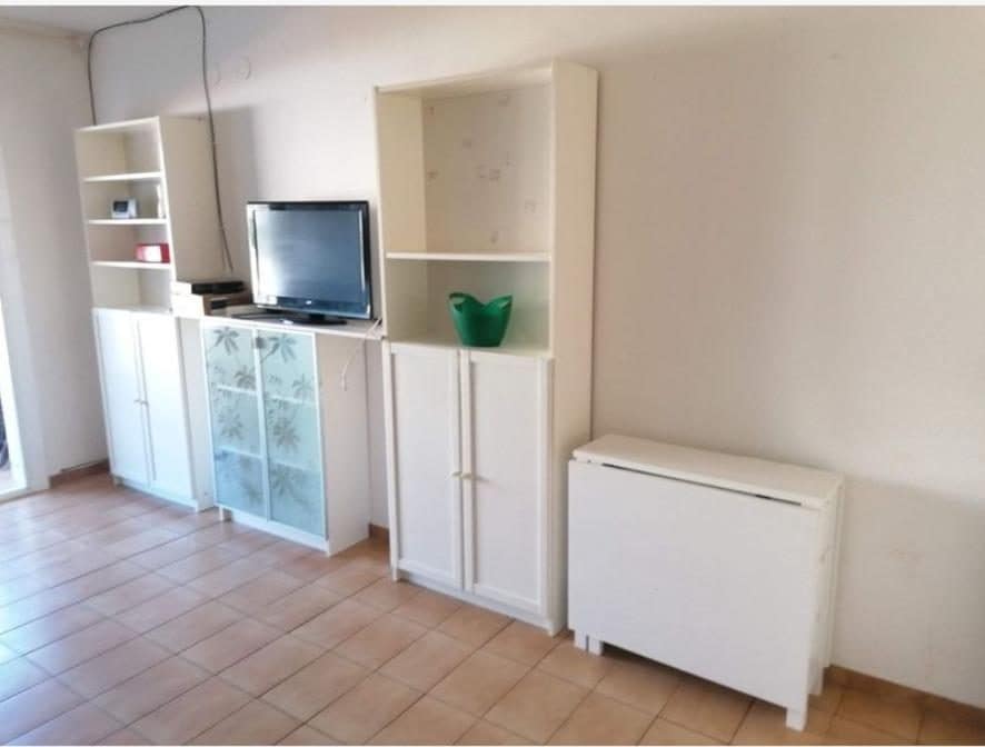Apartment for sale in Lloret de Mar with pool - € 123,000 (Ref: 10032481)