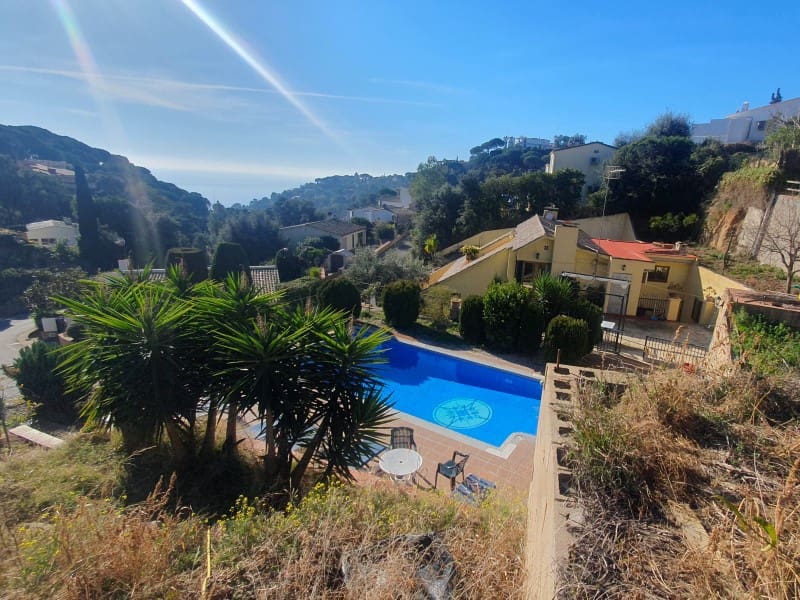 6 soveværelse Villa til salg i Tossa de Mar med swimmingpool garage - € 945.000 (Ref: 10044193)