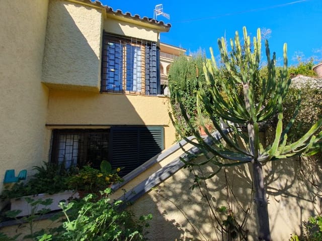 6 soveværelse Villa til salg i Tossa de Mar med swimmingpool garage - € 945.000 (Ref: 10044193)