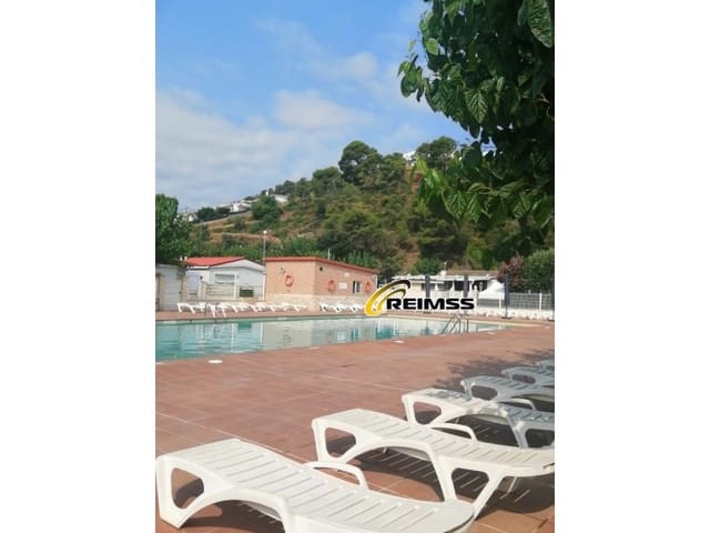 3 soveværelse Villa til salg i Malgrat de Mar med swimmingpool garage - € 113.000 (Ref: 10055654)