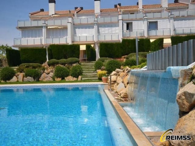 3 Zimmer Villa zu verkaufen in Platja d'Aro, Castell-Platja d'Aro mit Pool Garage - 682.500 € (Ref: 10077570)