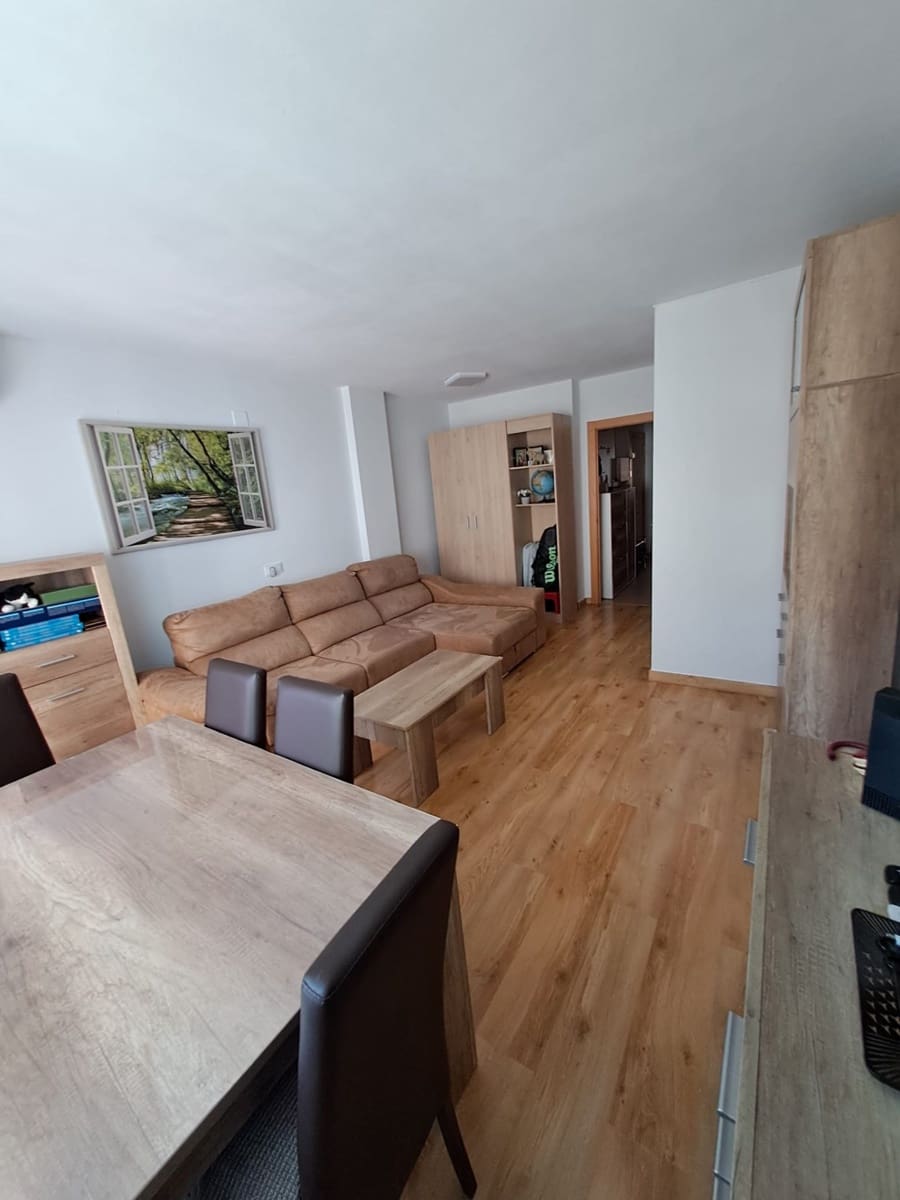 3 bedroom Apartment for sale in Blanes with garage - € 246,750 (Ref: 10078935)