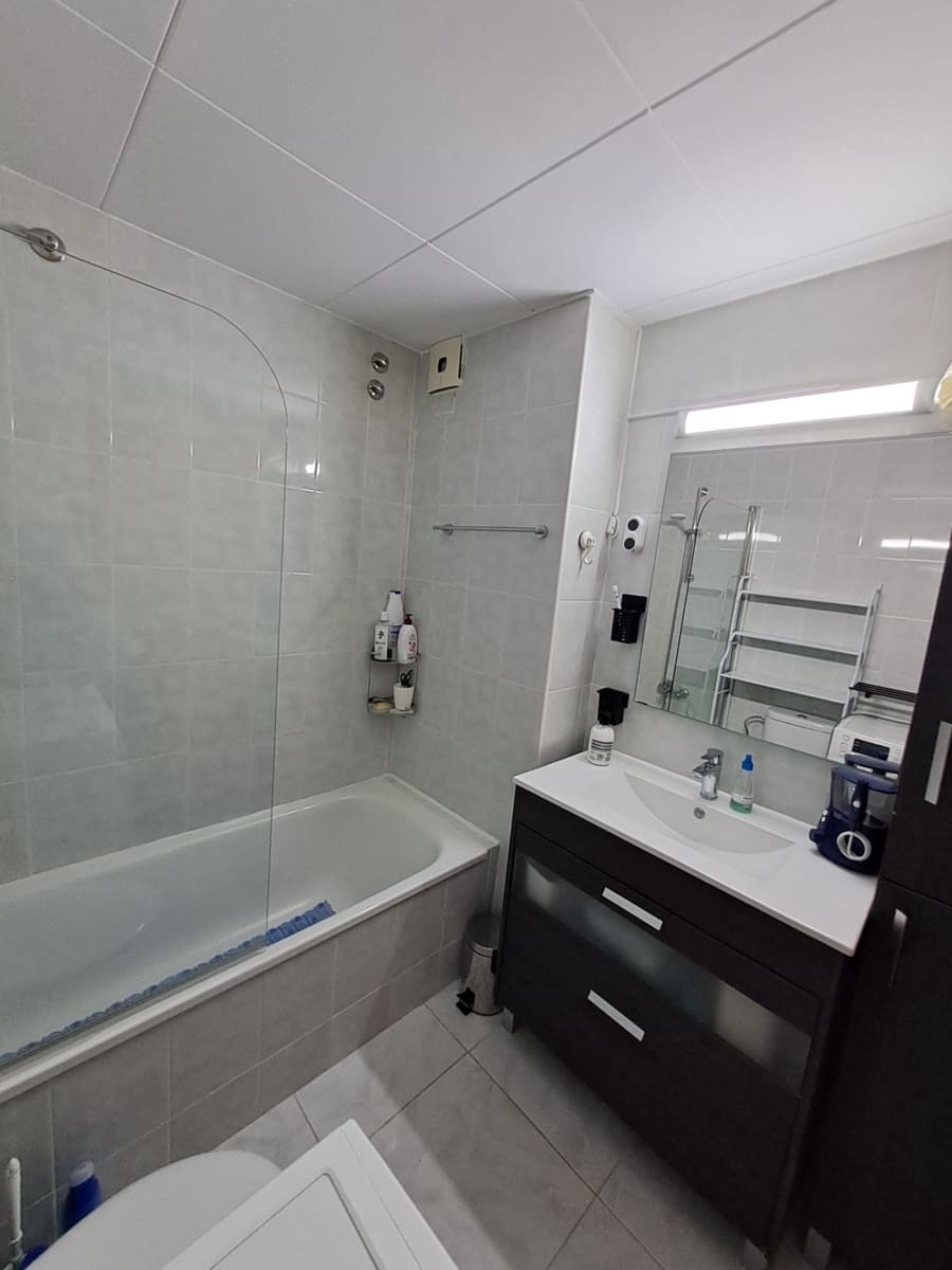 3 bedroom Apartment for sale in Blanes with garage - € 246,750 (Ref: 10078935)