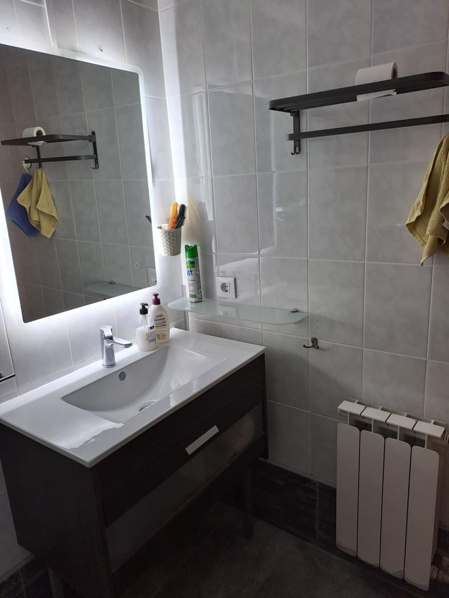 3 bedroom Apartment for sale in Blanes with garage - € 246,750 (Ref: 10078935)